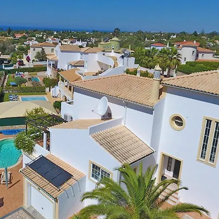 Flores * Carvoeiro (Lagoa)