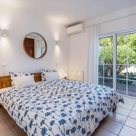 Flores Villa Carvoeiro (Lagoa)