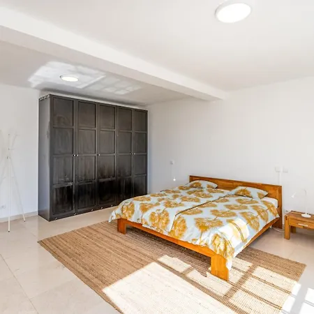 Flores Carvoeiro (Lagoa)