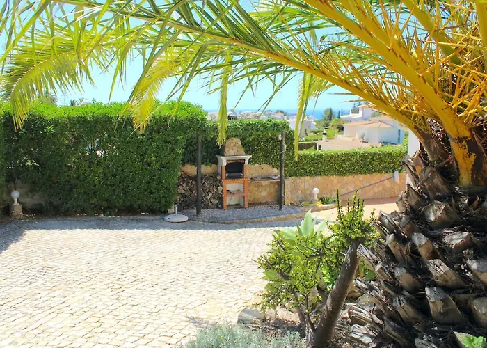 Villa Flores Carvoeiro (Lagoa)