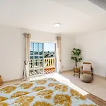 Villa Flores Carvoeiro (Lagoa)