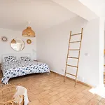 Villa Flores *